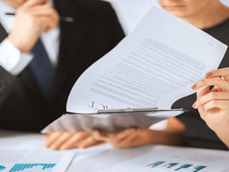 Asesoría sobre Contratación Pública.